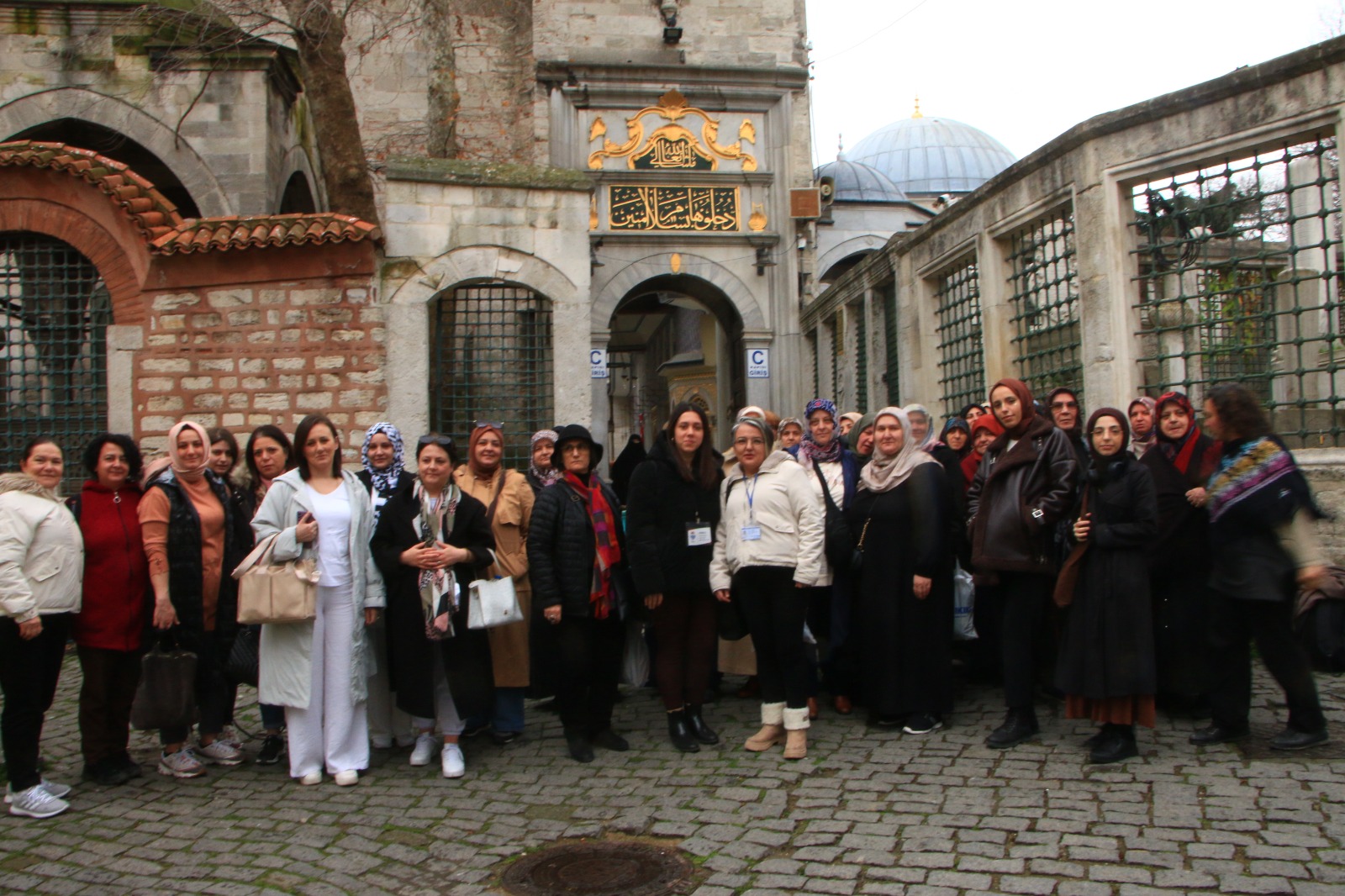 TARİHİ CAMİLERE GEZİLER DEVAM EDİYOR